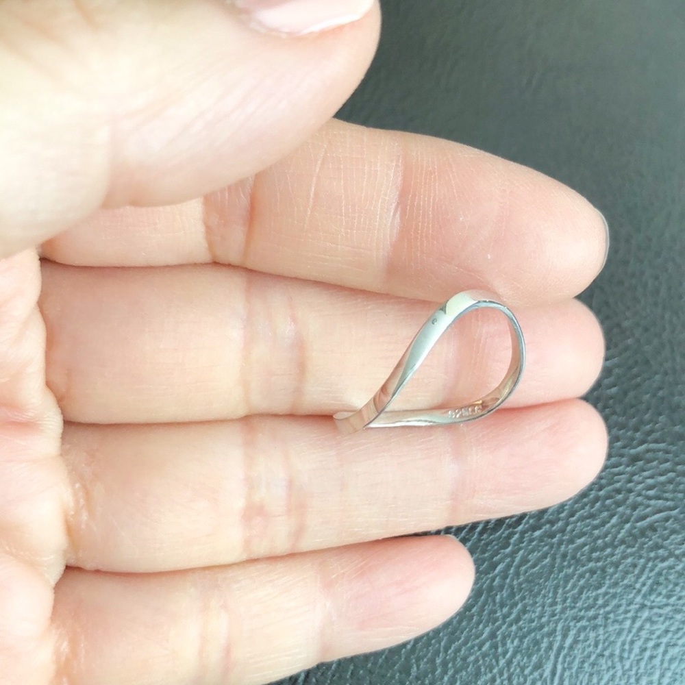 925 Sterling Silver Wavy Thumb Ring Any All Size - Picture 5 of 6